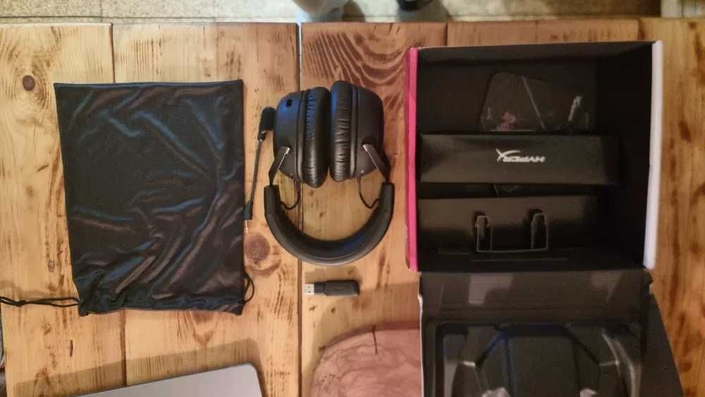 HyperX Cloud III Wireless com GARANTIA