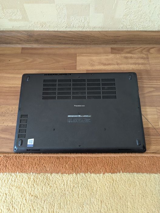 Dell Precision 3530 /i5-8400H/16GB/256 SSD/Nvidia P600 4GB