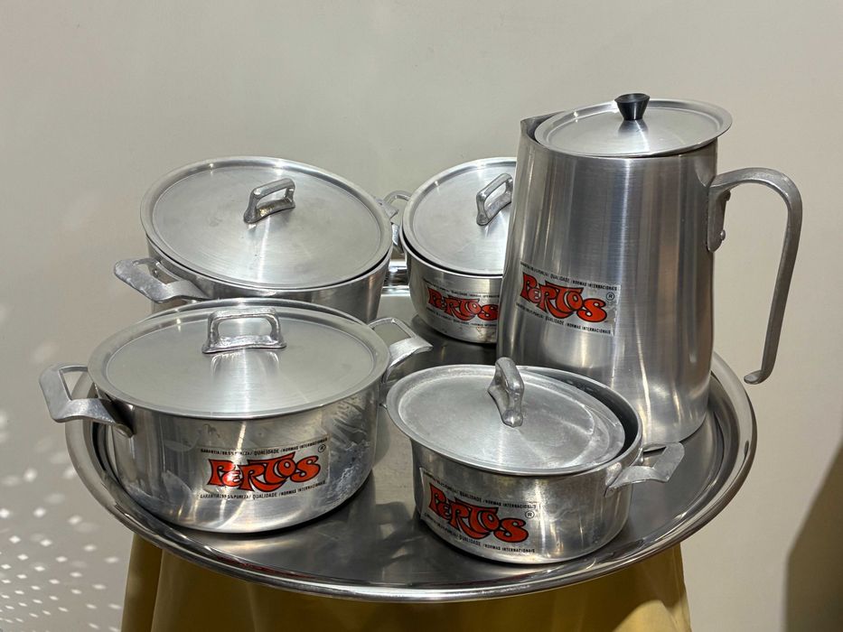 Conjunto de tachos Marca Pertos - Qtd. 1 Und.