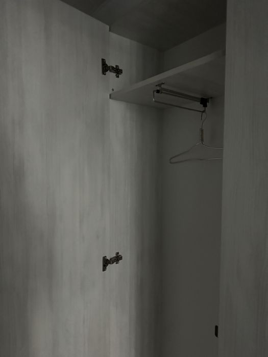 Шафа гардеробна на три секції