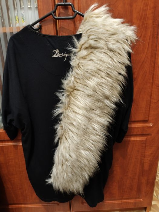 Большой меховый воротник