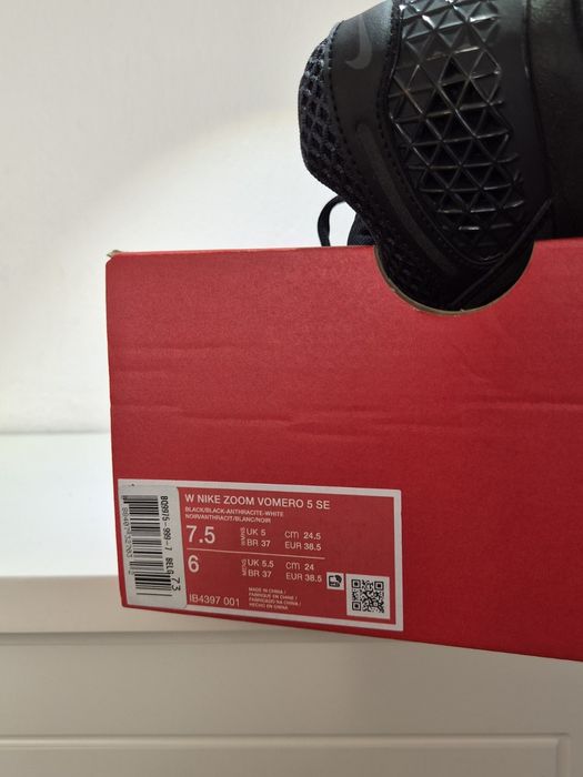 Кросівки W Nike Zoom Vomero 5 SE,  US7.5 EU38.5 24,  IB4397 001