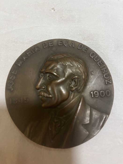 Eça de Queiróz Medal