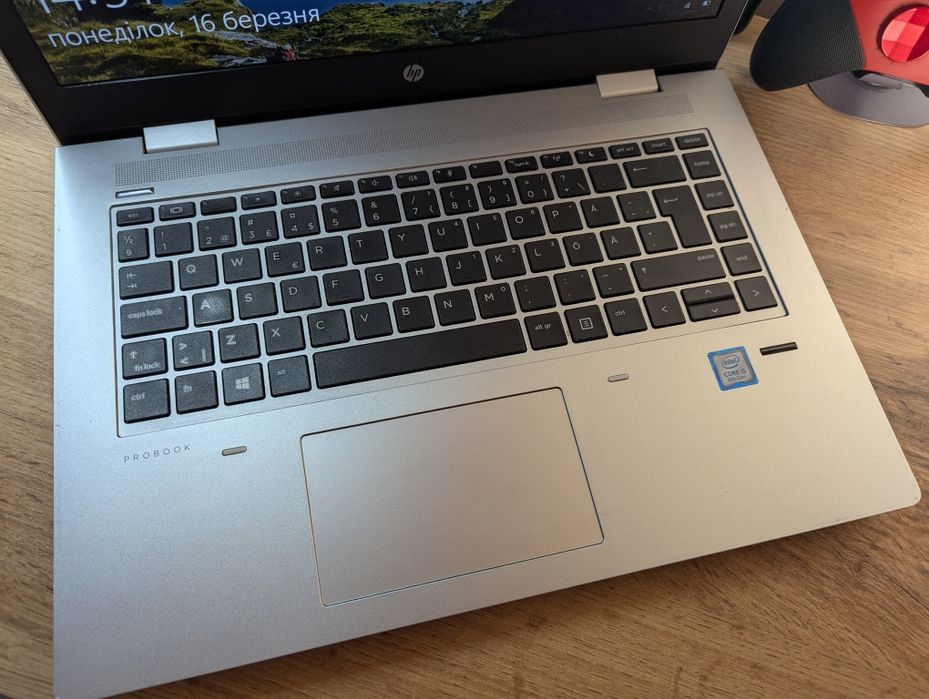 HP ProBook 640 G4 i5 8/256 FullHD 13.9"