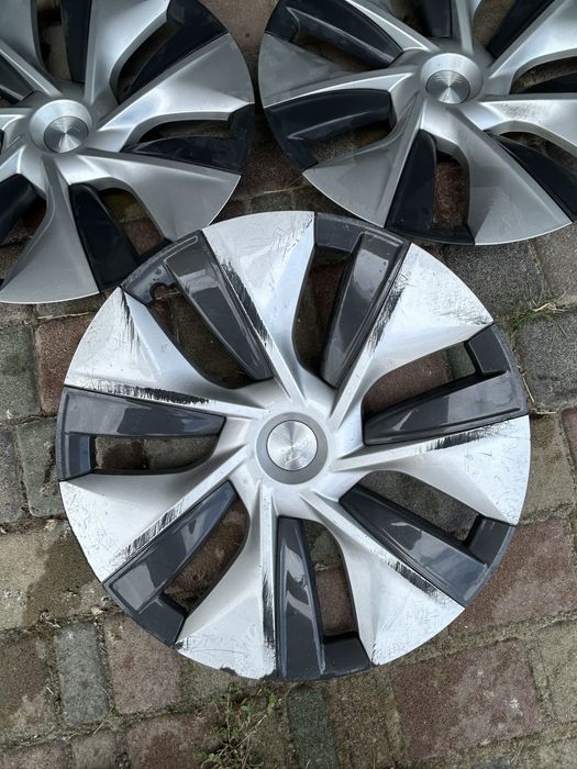 Комплект ковпаків Tesla model y, 3, оригінал, 5 шт.