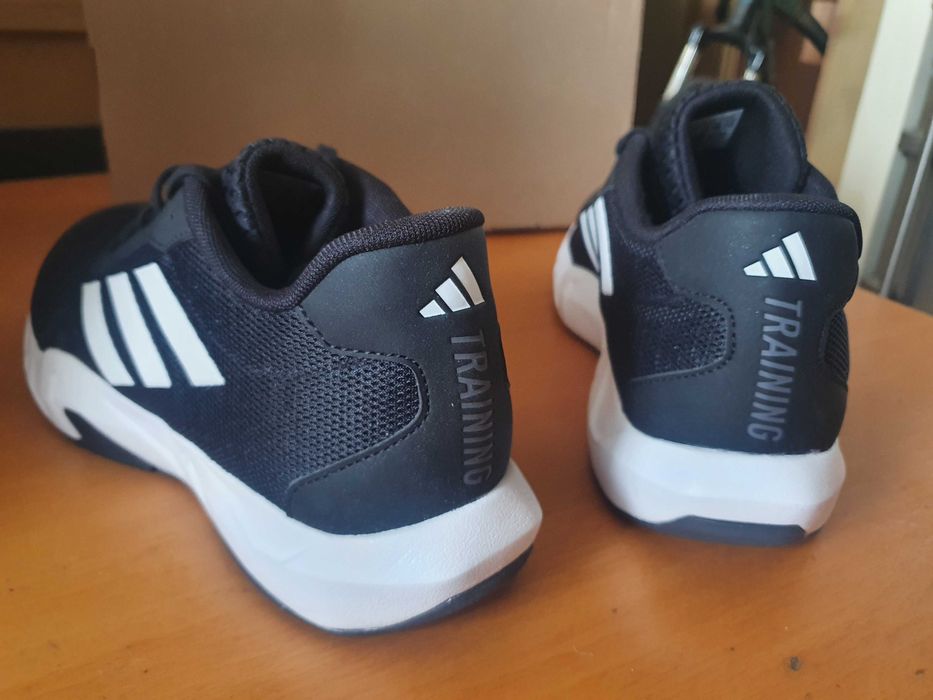 Buty męskie treningowe  Adidas Amplimove Trainer NOWE 44 EU  28 CM