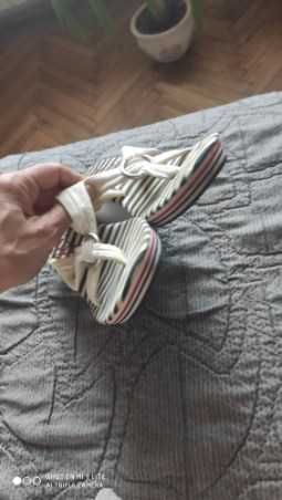 Laczki Tommy Hilfigera nr 36