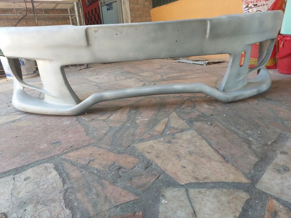 Parechoc peugeot  306 radical