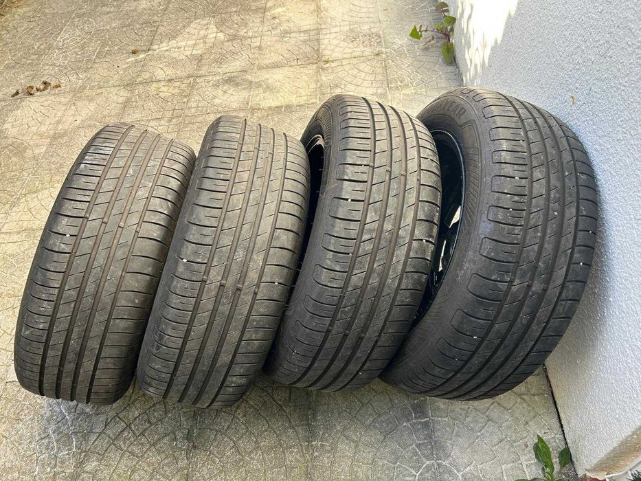 Jantes originais BMW 17" com pneus