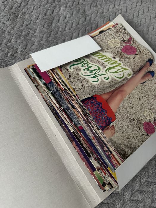 Gruba teczka plakatow