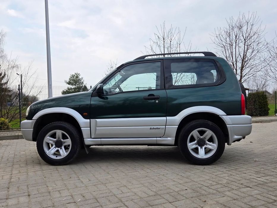 Suzuki Grand Vitara // 1,6 Benzyna /// Klima /// 4 x 4 /// Serwisowany /// Bezwypadkowy //