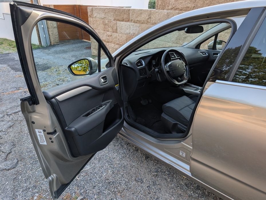 Citroën C4 II 1.6 e-HDi 112cv CMP6 Exclusive
