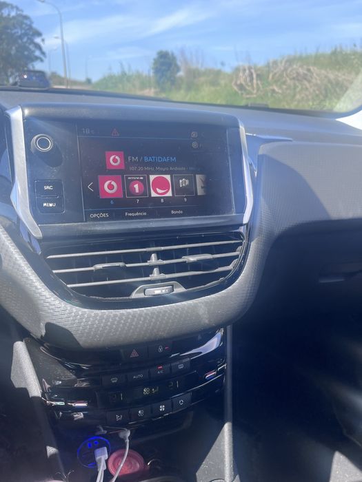 Peugeot 208 Allure 1.2 Start & Stop gasolina