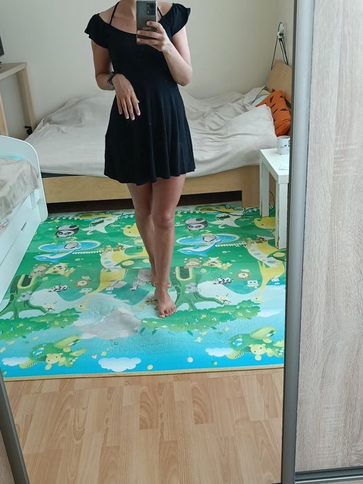 Seksi sukienka nowa czarna