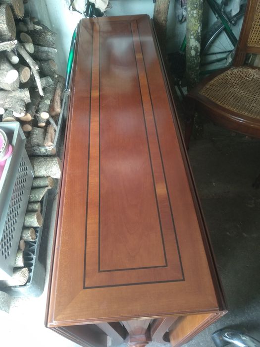 Mesa de jantar e 4 cadeiras