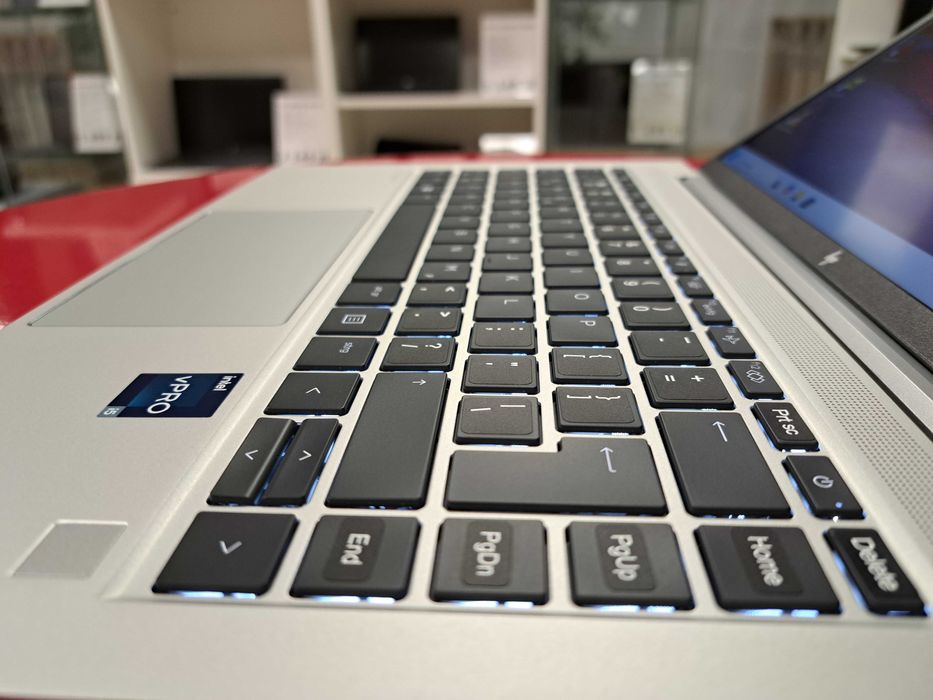 Laptop 14" HP Elitebook 640 G10 i5-13GEN 16GB/256SSD FullHD Win11