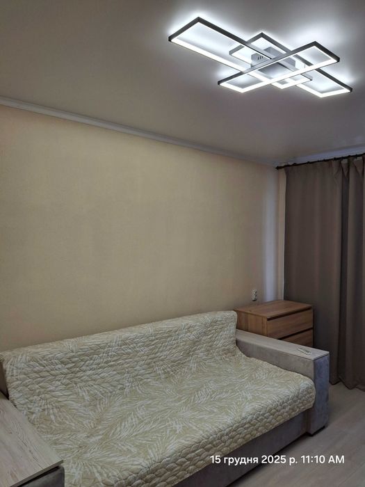 Гарна двокімнатна квартира напроти "Сільпо".Світло є