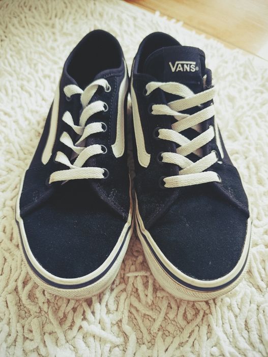Sapatilhas Vans.