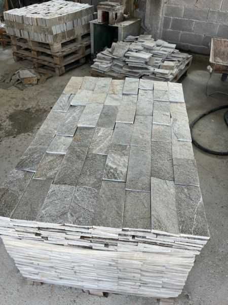 KWARCYT KAMIEŃ NATURALNY Kamien Elewacyjny Elewacja Paski