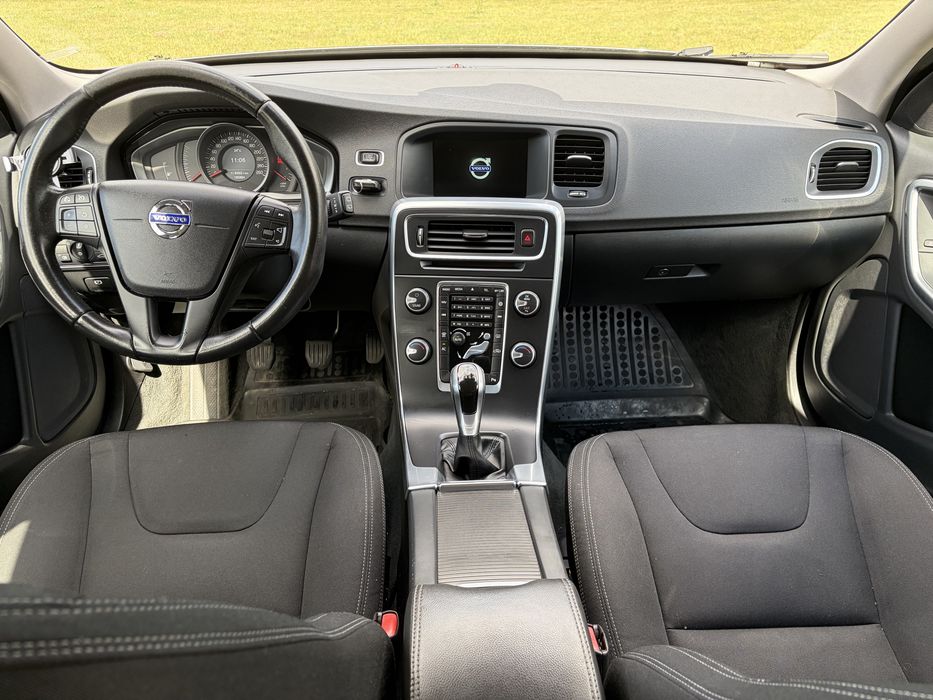 Volvo V60 2016 2.0 D2