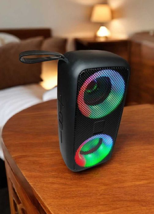 Колонка зі світломузикою блютуз колонка бездротова потужна