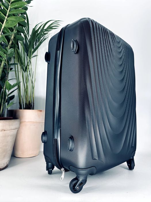 Nowa średnia walizka torba czarna  bagaż 20 kg