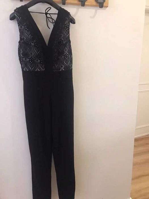 Macacão Preto e Branco