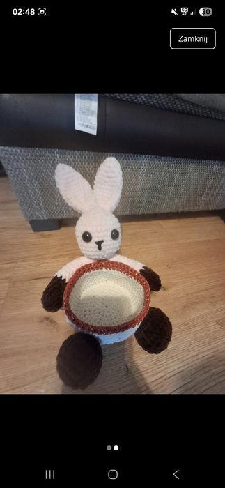 Koszyczek ręcznie robiony na szydełku