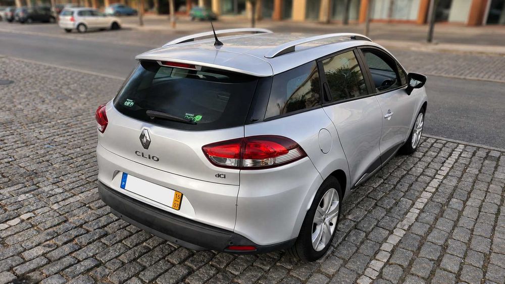 Renault Clio IV 1.5 dCi Confort | Diesel | 2015 | 184.947 km | Portimão