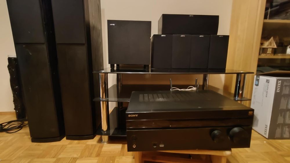 Zestaw kina domowego