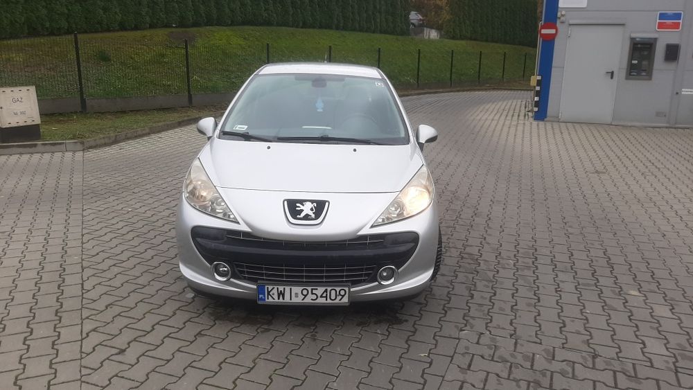 Peugeot 207