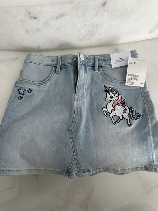 Стильний джинсовий лук для діачинки