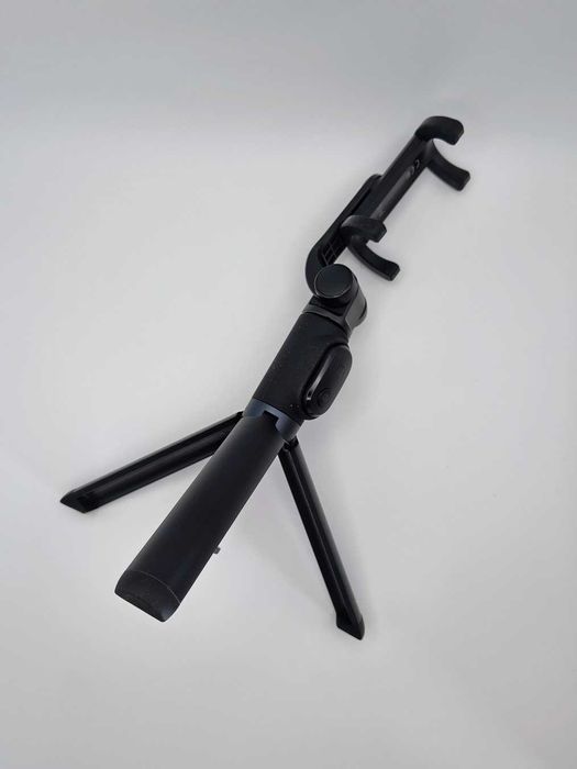 Xiaomi Mi Selfie Stick com Tripé e Comando Bluetooth