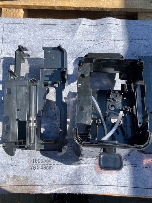 Obudowa ekspresu Cecotec Cremmaet Macchia Black Rose 1350 W czarny