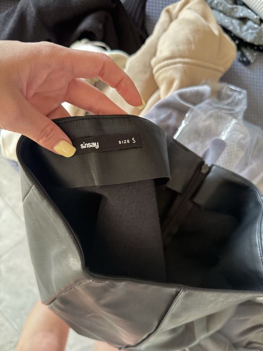 Продам мини юбку размер С, кожзам