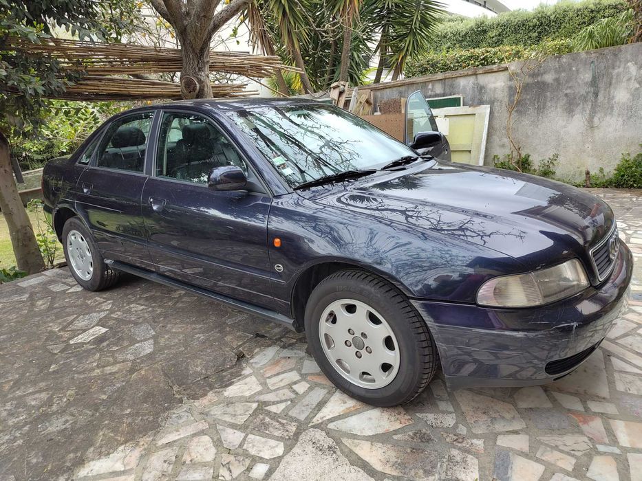 Audi A4 1.6 gasolina