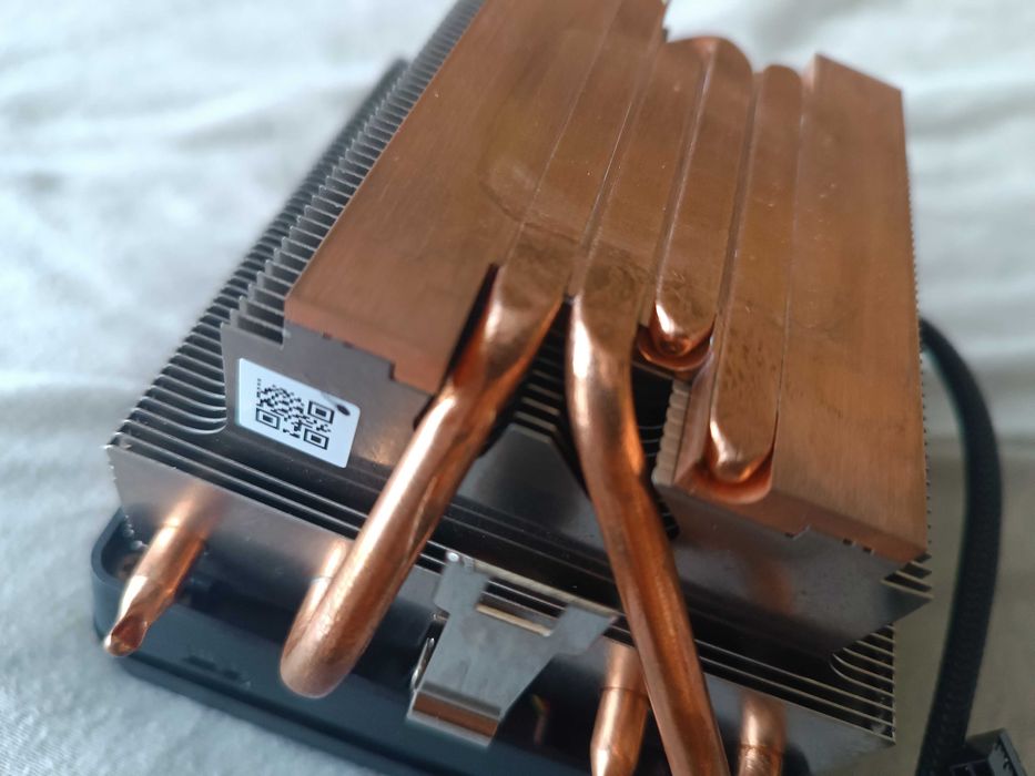 Wiatrak Fan Chłodzenie cpu procesora AMD Wraith Prism RGB Stan idealny !