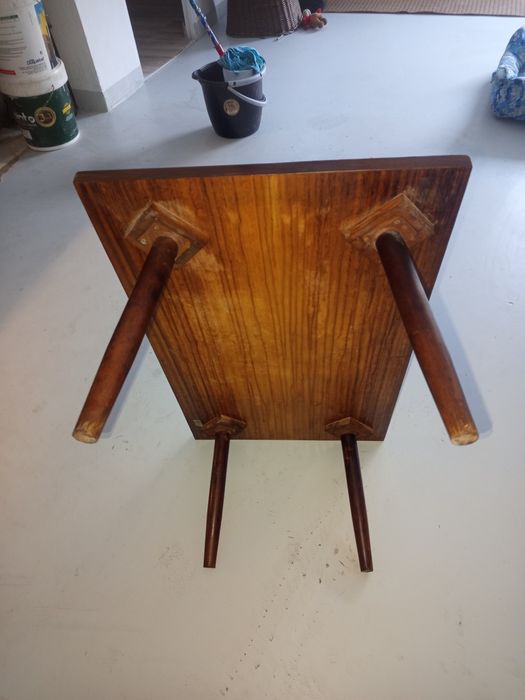 Mesa de centro me antiga