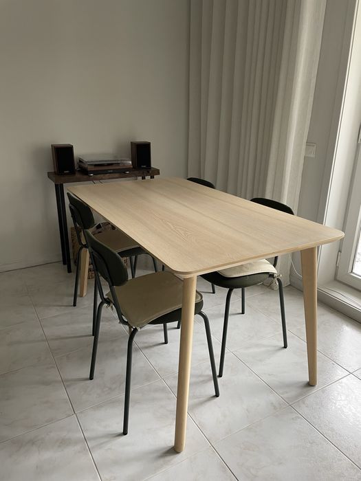 Mesa ikea + 4 cadeiras