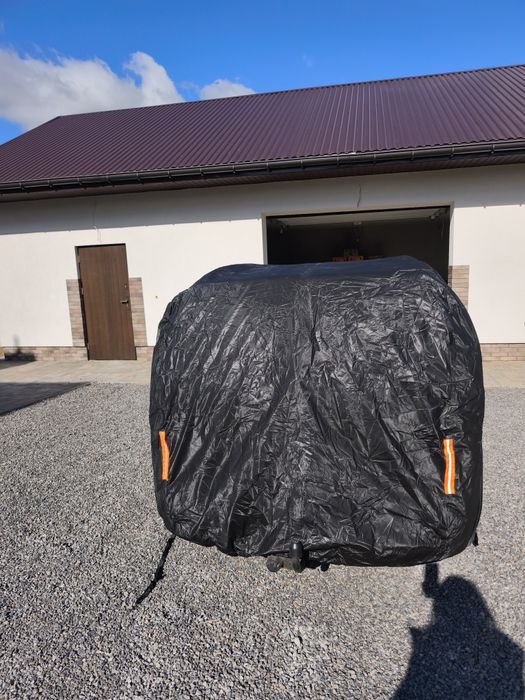 Mata na samochód przed Gradobiciem i UV