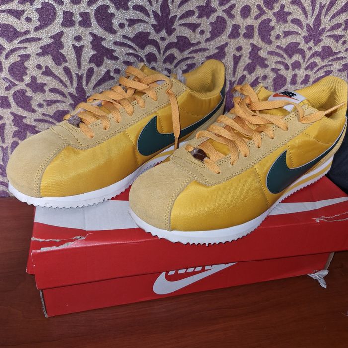 Кросівки унісекс Nike Cortez Orange DZ2795-702