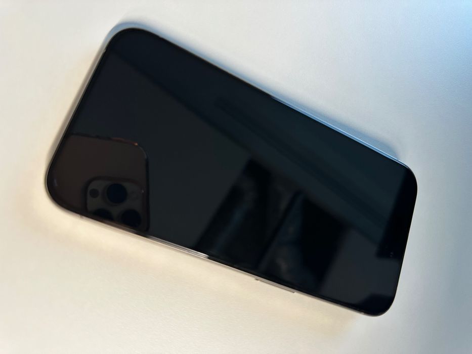 iPhone 15 pro 256gb