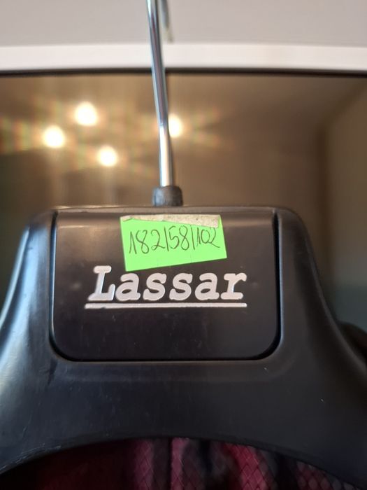 Czarny garnitur męski