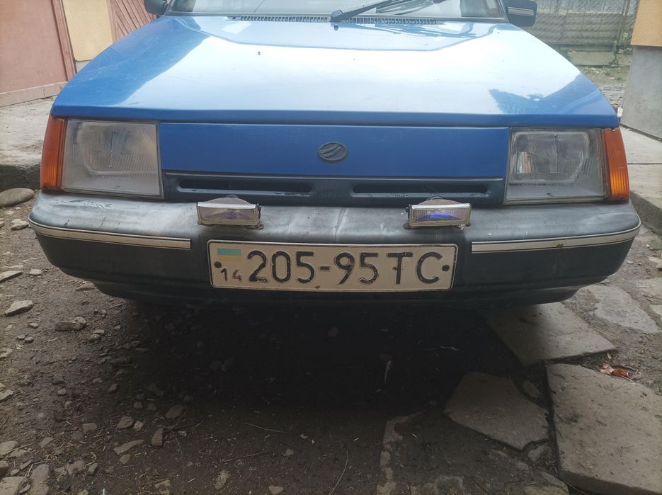 Таврія 1102 1.2 бензин 1998 р.в.