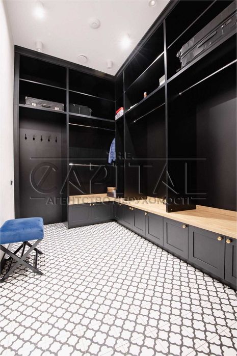 Продаж / Будинок / 270 м2 / вул. Козацька / Голосіївський район