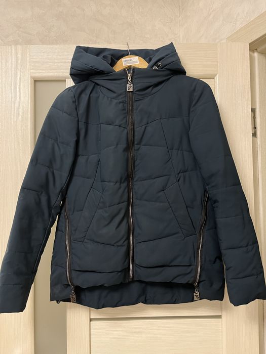 куртка жіноча темно-зелена