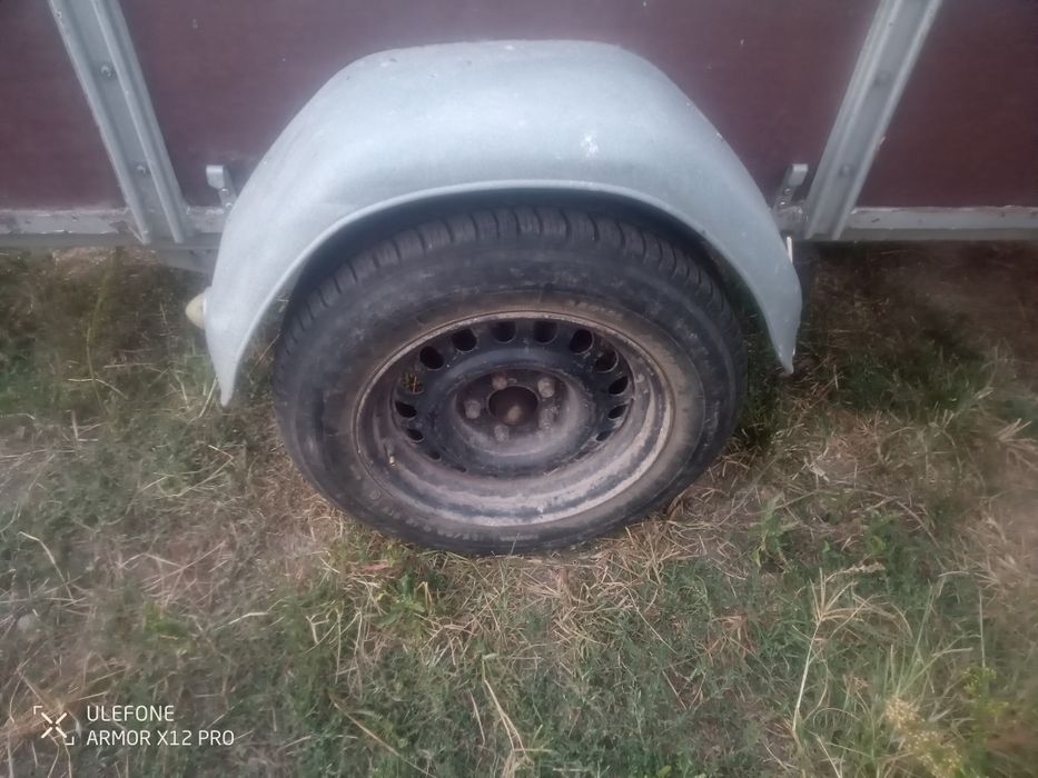 Vende se Reboque