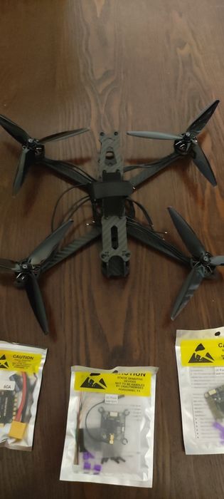 Dron FPV 7 cali NOWY Nie uruchamiany