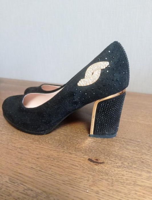 Туфлі жіночі замш