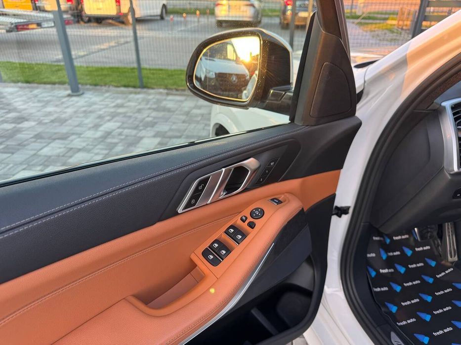 BMW X5 M 2022 freshauto